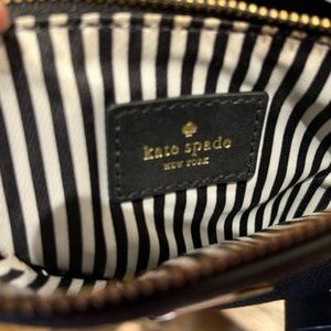 Kate spade Leroy Street bee wristlet black leather zip wallet 4 x 6.5 inches